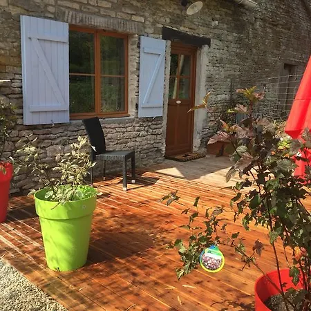 Konukevi Maison & Tartine Colombey-les-deux-Églises